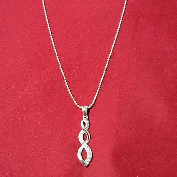 💙Womens Fashion Necklace with 925 Stamped Infinity Pendant - Picture 1 of 7